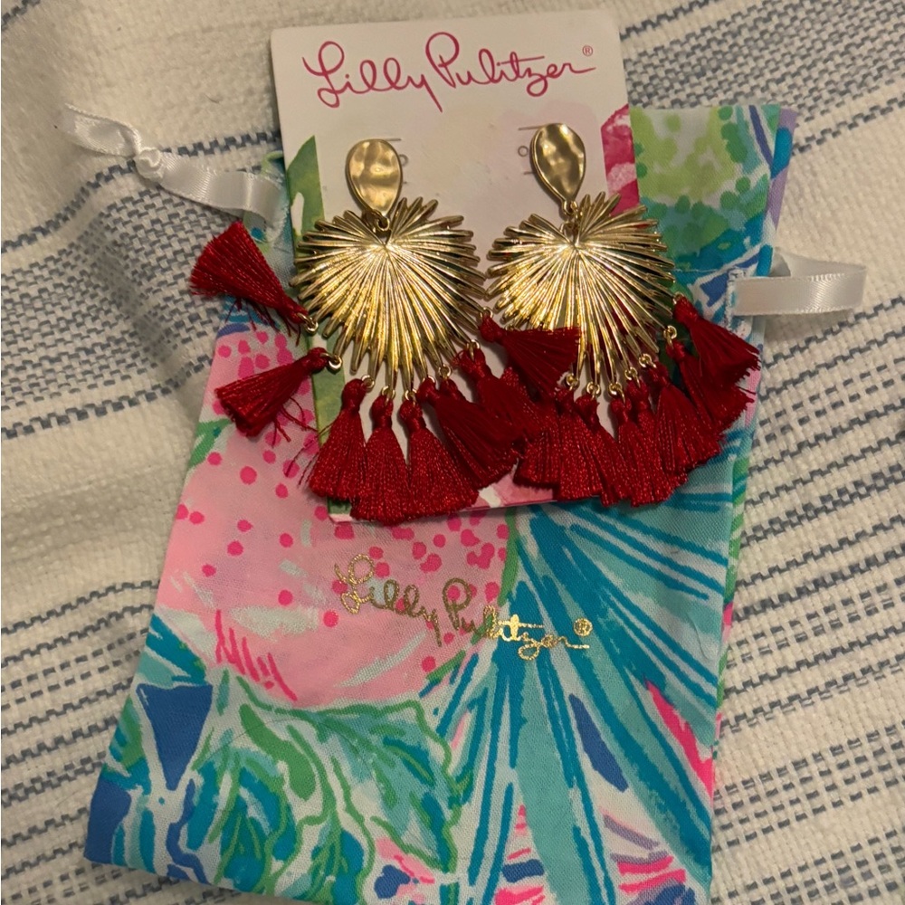 NWT Lilly Pulizter earrings
